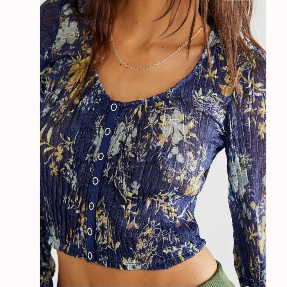 Free People We The Free Button Down Angelina Top in Mesh Floral Navy - Medium